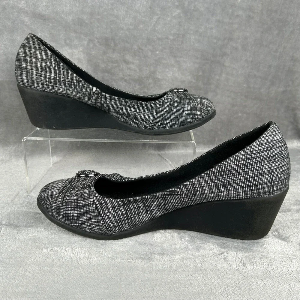 Dexflex Comfort Womens Black White Textured Buckle Wedge Pumps Size 12